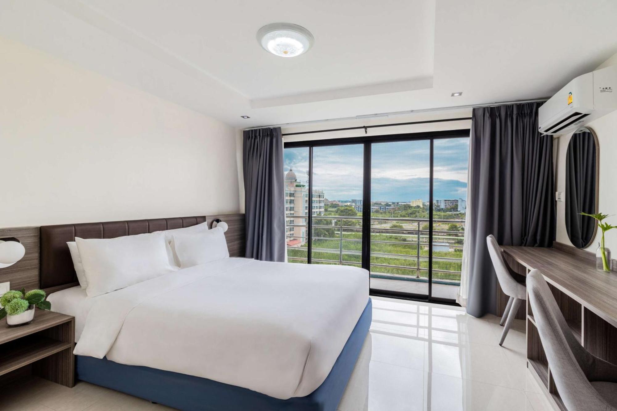 Surestay By Best Western Iconic Suvarnabhumi Bang Bo Exterior photo