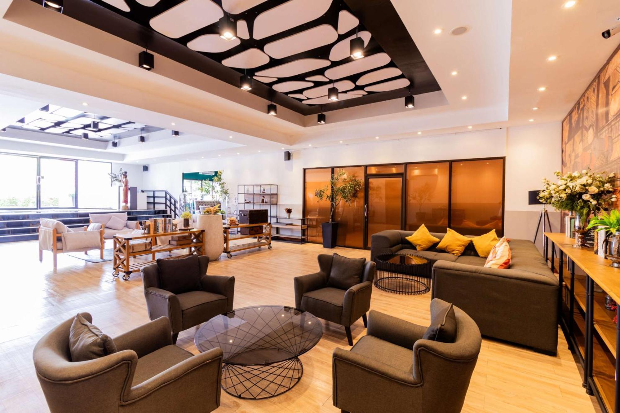 Surestay By Best Western Iconic Suvarnabhumi Bang Bo Exterior photo