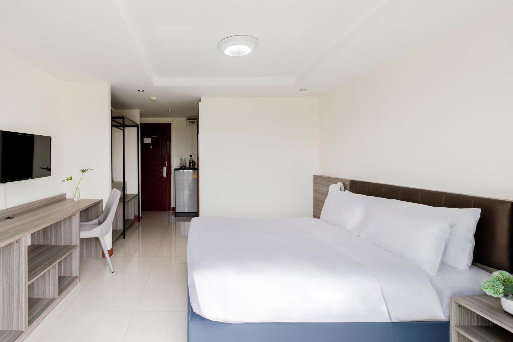 Surestay By Best Western Iconic Suvarnabhumi Bang Bo Exterior photo