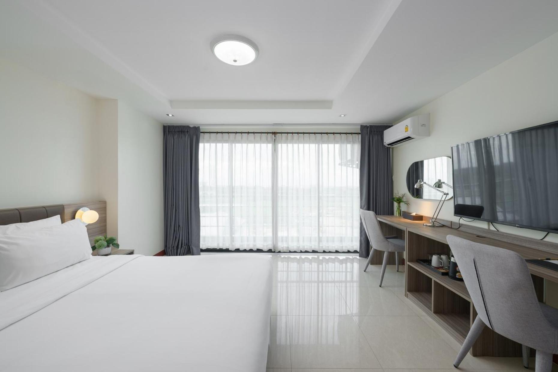Surestay By Best Western Iconic Suvarnabhumi Bang Bo Exterior photo